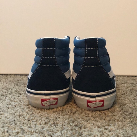 Vans - Picture 2 of 3